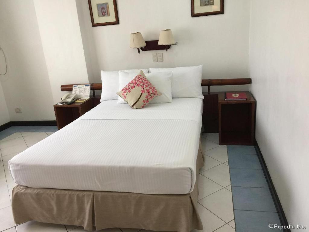 Soledad Suites Panglao Exteriér fotografie