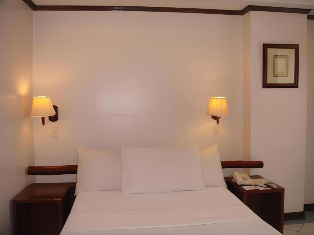 Soledad Suites Panglao Exteriér fotografie